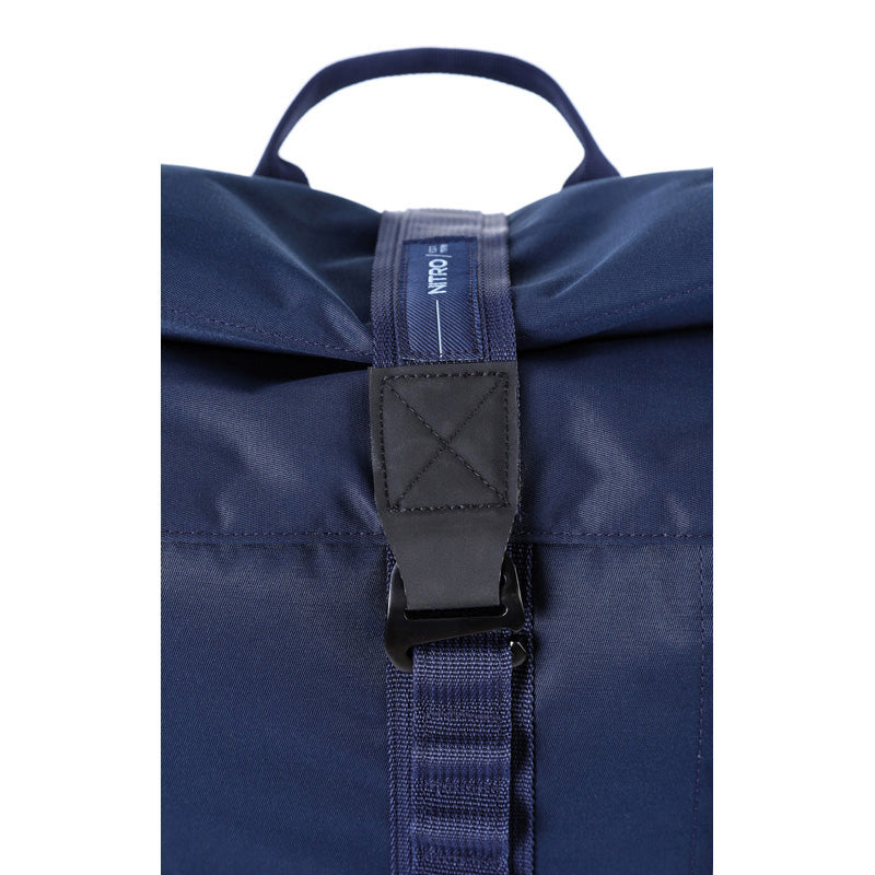 Nitro Scrambler 28L Rucksack mit 15 Zoll Laptopfach Nightsky