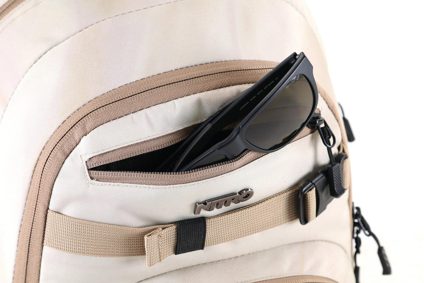 Nitro Chase 35L Rucksack mit 17 Zoll Laptopfach Dune