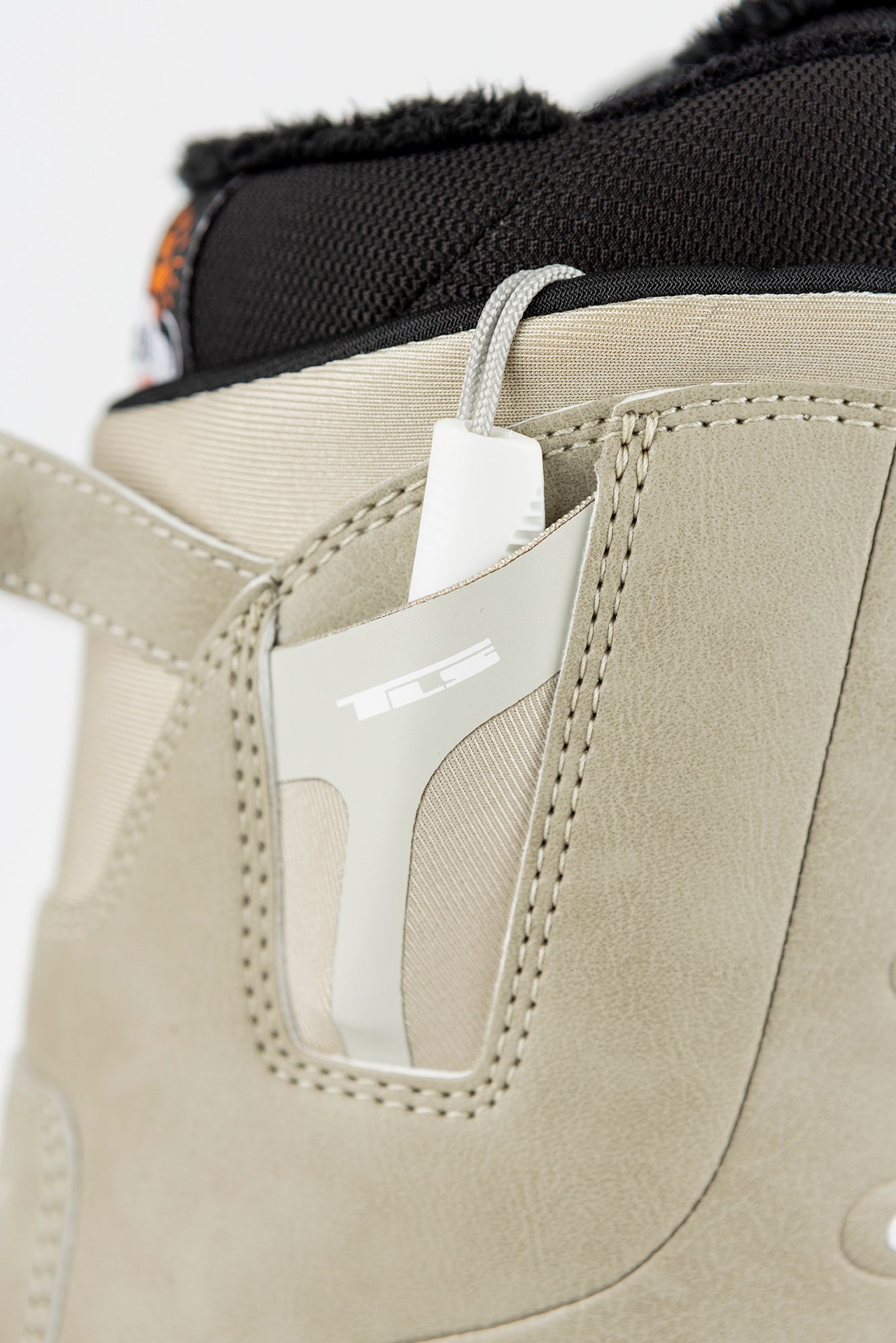 Nitro CROWN TLS W BOOT Snowboard Boots SAND (25)
