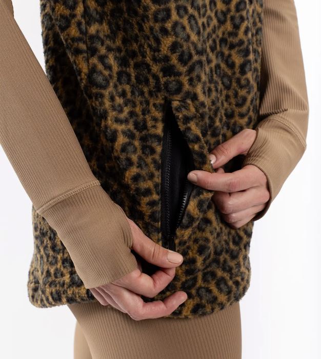 Eivy Lumberjackie Sherpa Vest Leopard leopardengemusterte Fleeceweste