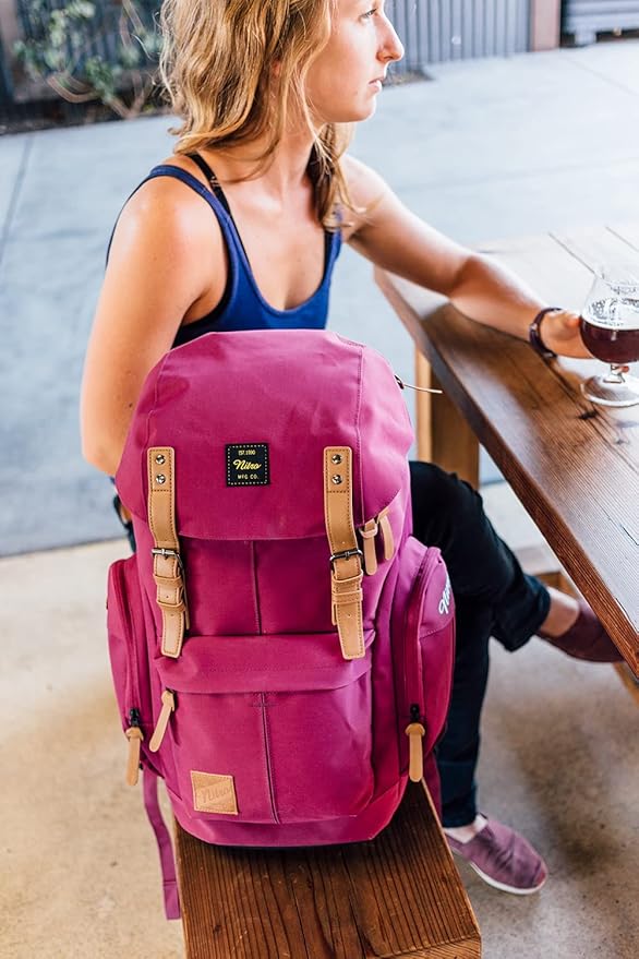 Nitro Daypacker 32L Rucksack mit 15 Zoll Laptopfach Grateful Pink