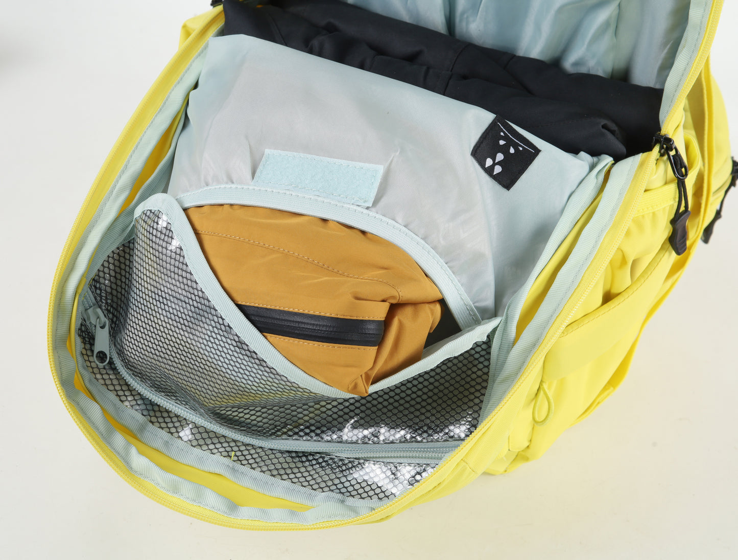 Nitro Slash 25 Pro Rucksack für Touren- Snowboarder Illuminating