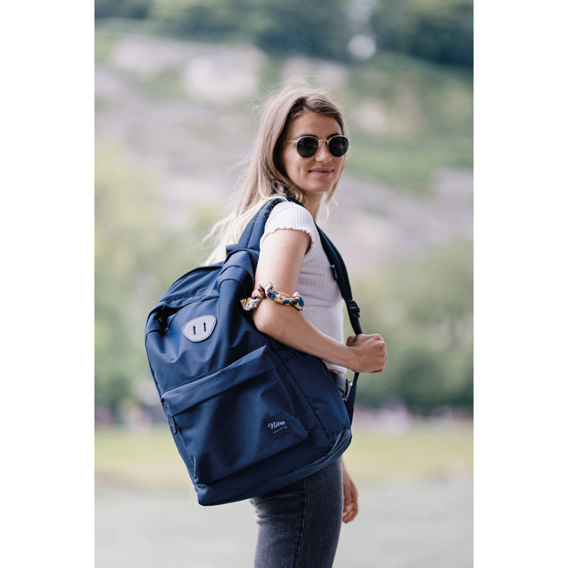 Nitro Urban Plus 28L Rucksack mit 15 Zoll Laptopfach Nightsky