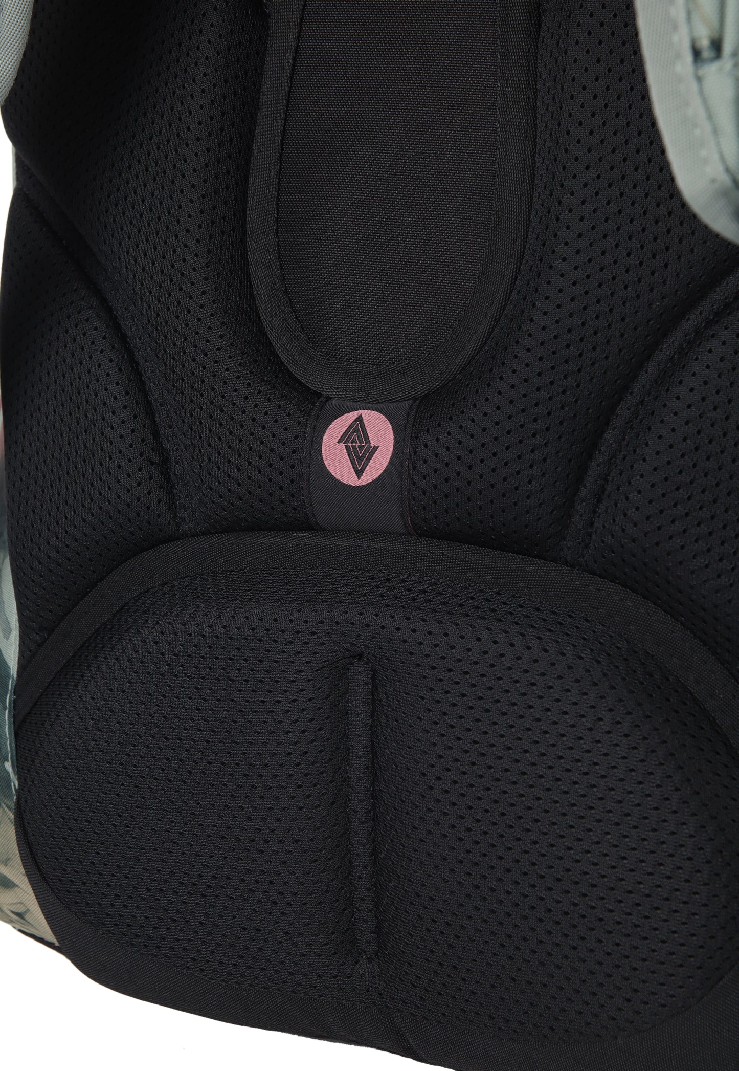 Nitro Future Hero 37 Liter Rucksack Woodrose Daypack mit 17 Zoll Laptopfach