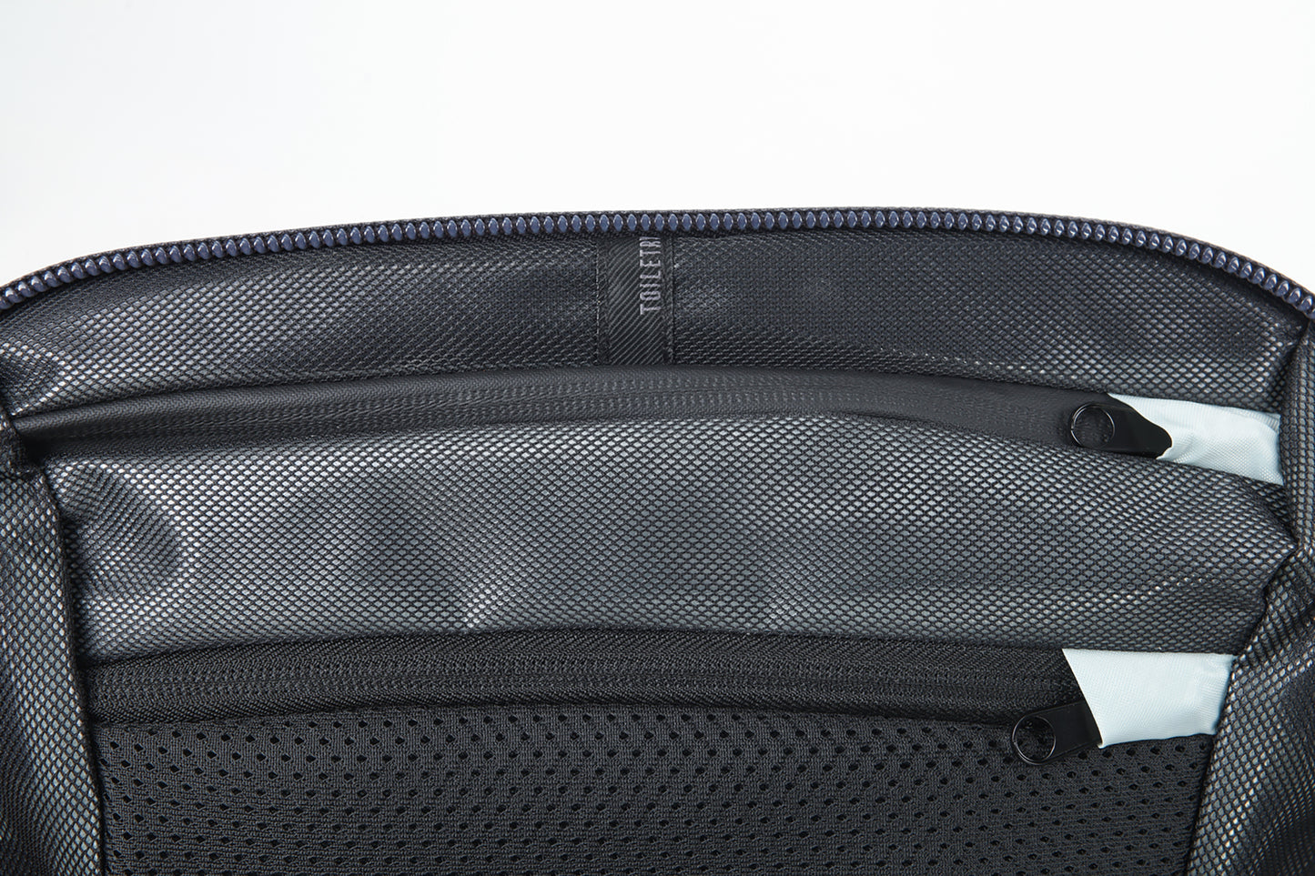 Nitro Nikuro Traveler 32 L Rucksack mit 17 Zoll Laptopfach GRAPHITE (Grau)