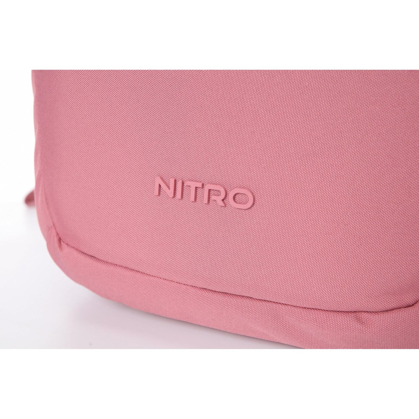 Nitro Nikuro Traveler 32 L Rucksack mit 17 Zoll Laptopfach Woodrose