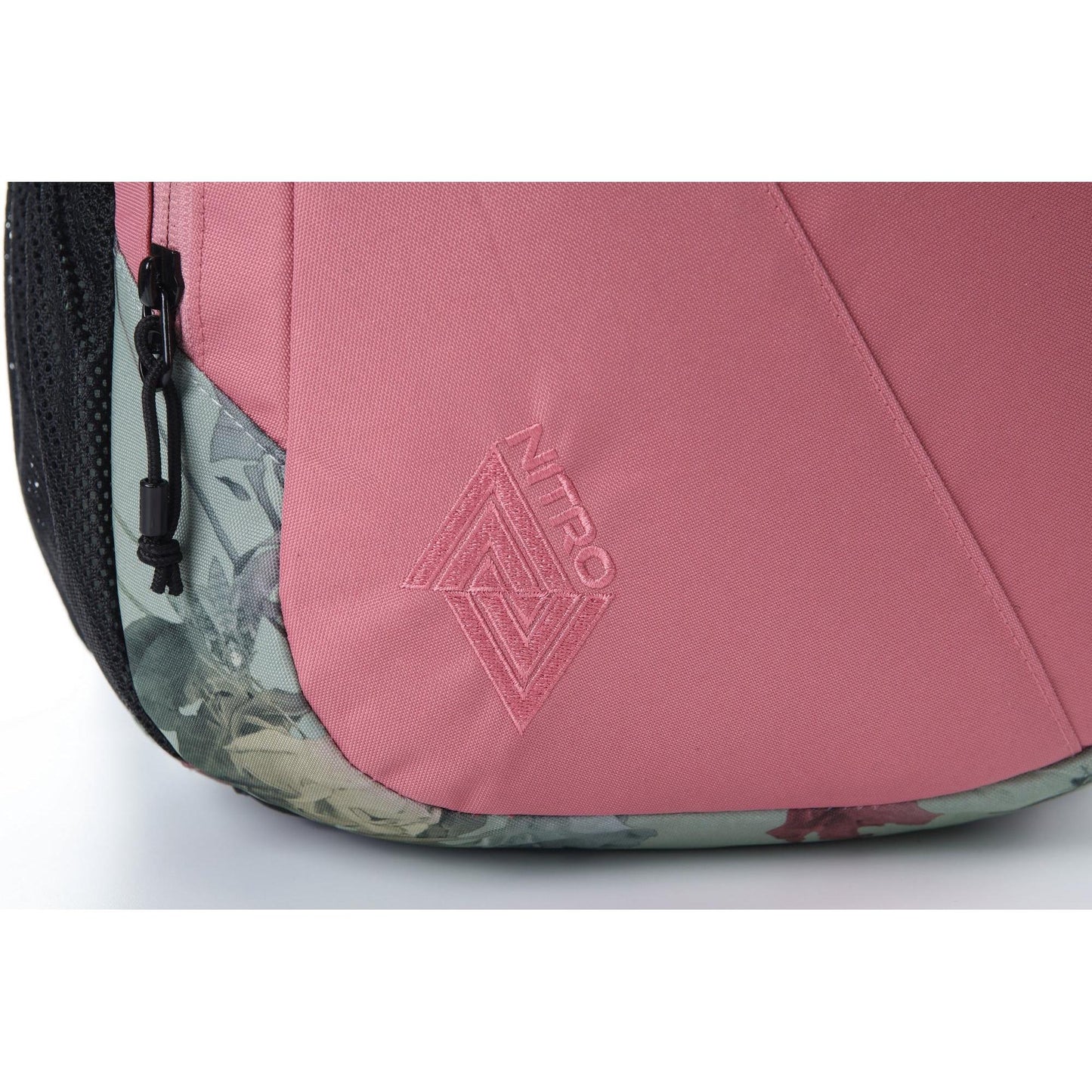 Nitro Stash 29L Rucksack mit 15 Zoll Laptopfach WOODROSE