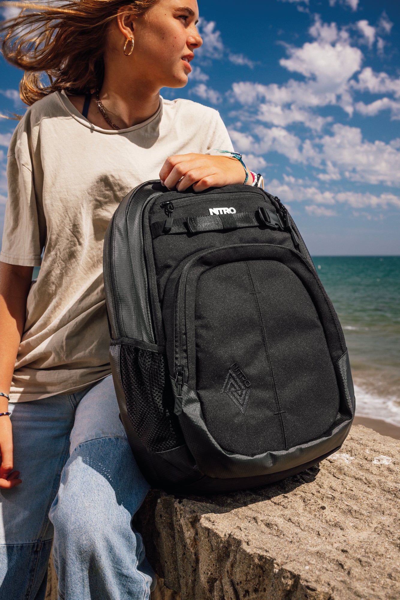 Nitro Complete School Set PLUS Chase Tough Black – 5-teilig inkl. Pencil Case XL, Sportsack, Rain Cover & Reflektor