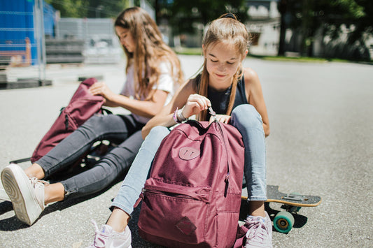 Der richtige Rucksack für die Schule für Jungs & Mädchen