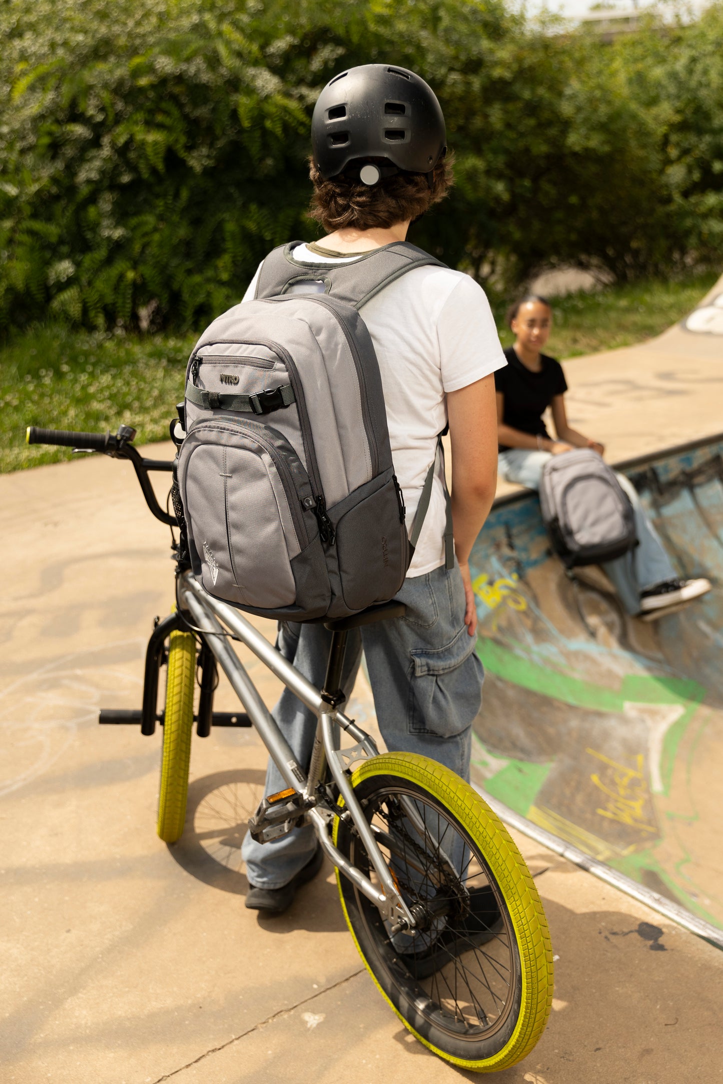 Nitro Chase 35L Rucksack  mit 17 Zoll Laptopfach Graphite
