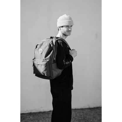 Nitro Urban Plus 28L Rucksack mit 15 Zoll Laptopfach Acid Dawn