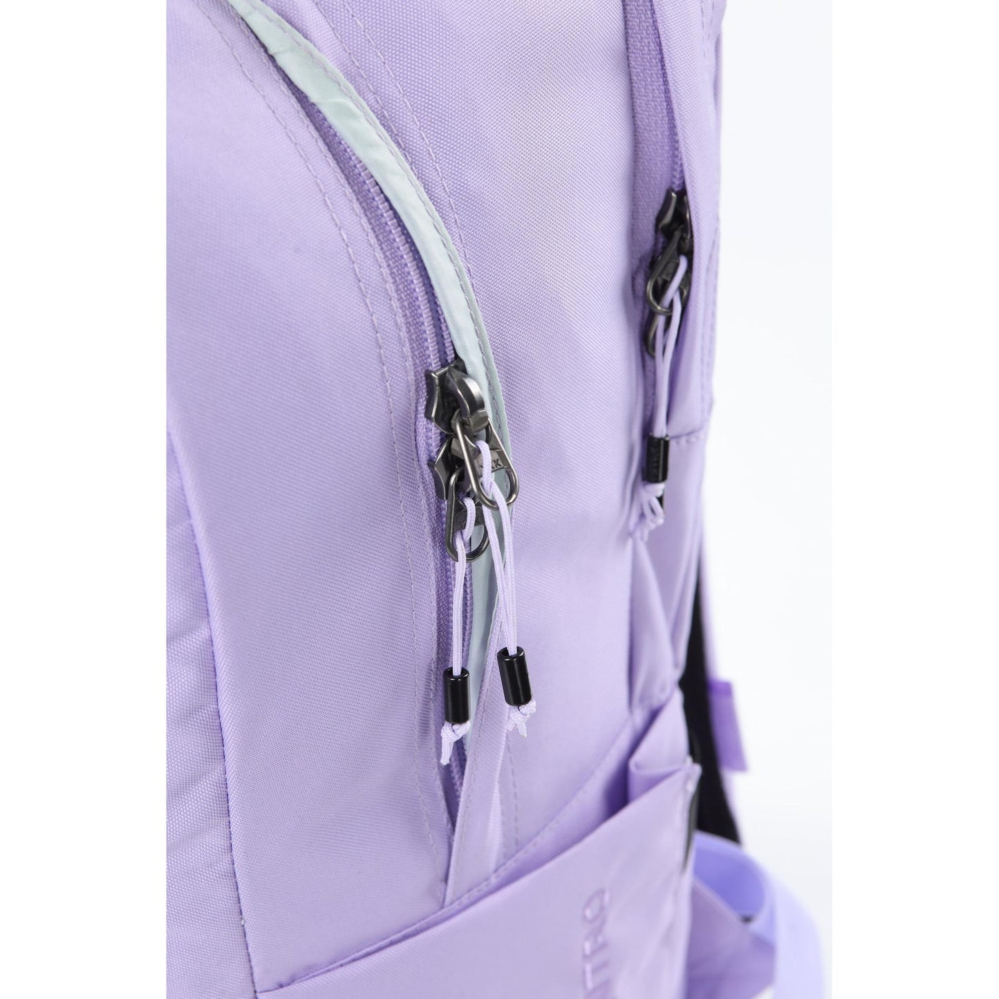 Nitro Urban Plus 28L Rucksack mit 15 Zoll Laptopfach Lavender