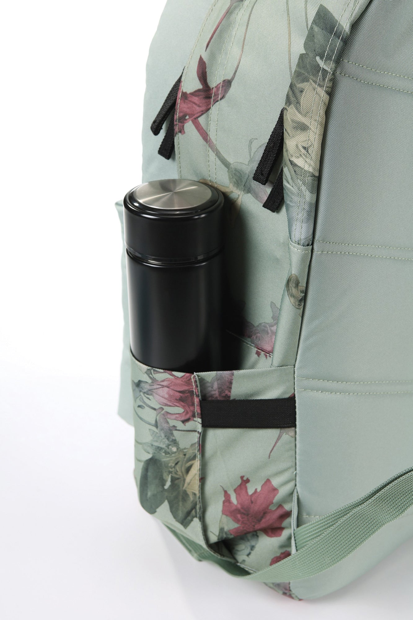 Nitro Urban Plus 28L Rucksack mit 15 Zoll Laptopfach Dead Flower