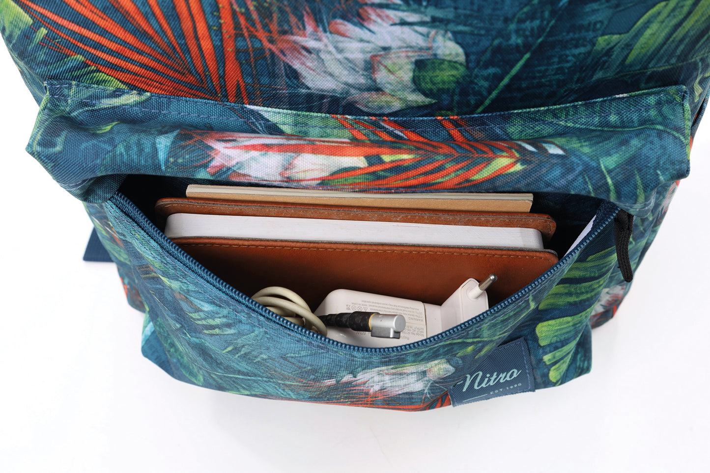 Nitro Urban Plus 28L Rucksack mit 15 Zoll Laptopfach Tropical