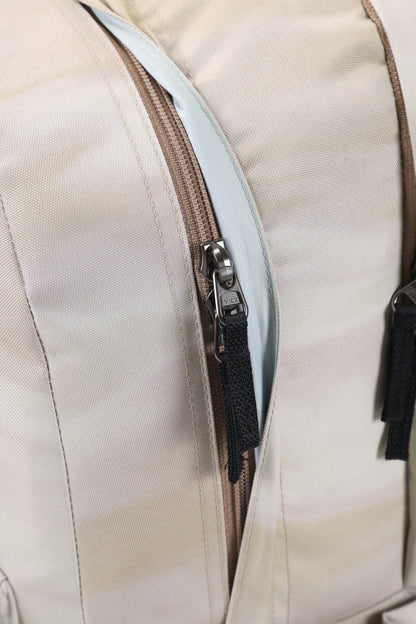 Nitro Urban Plus 28L Rucksack mit 15 Zoll Laptopfach Farbe Dune