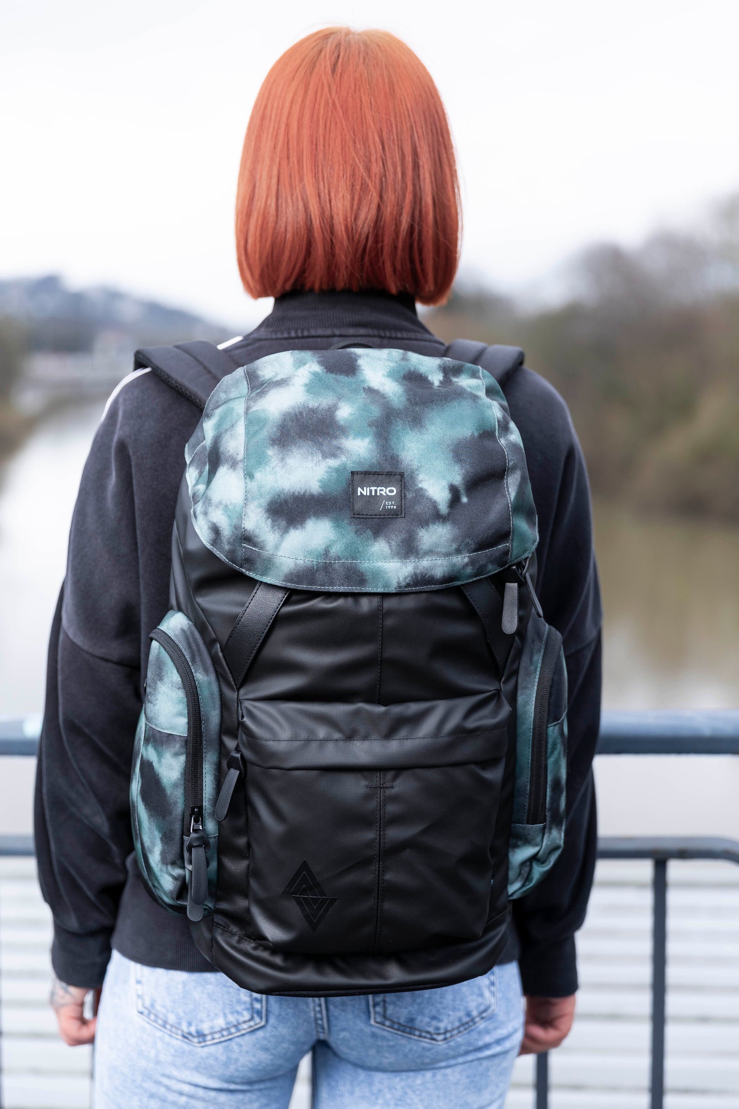 Nitro Rucksack Freizeitrucksack mit Laptopfach Daypacker Two Backpack 32L Reef Break Black