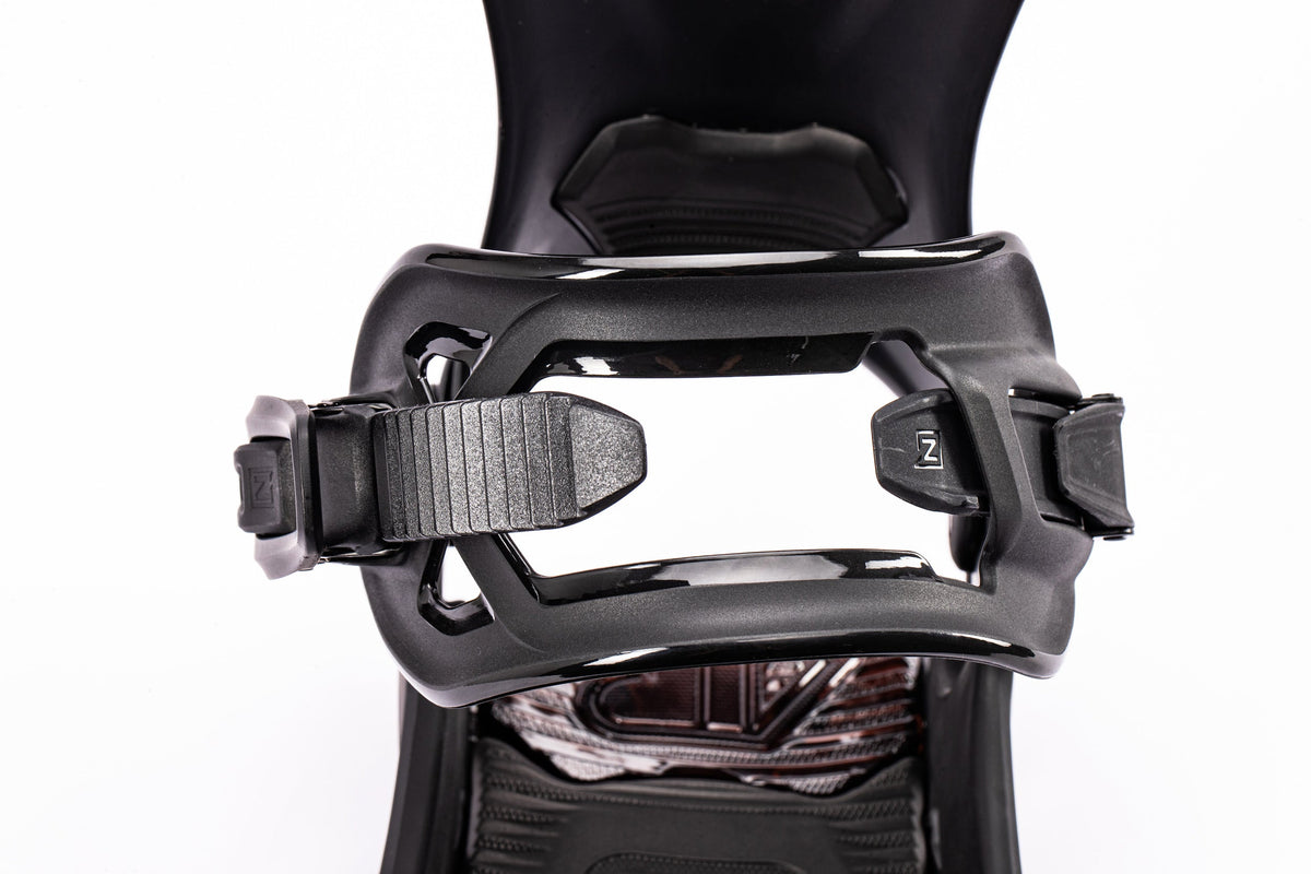 Nitro One Men Snowboard Bindings 2027 – Ultra Black – Detailansicht 9