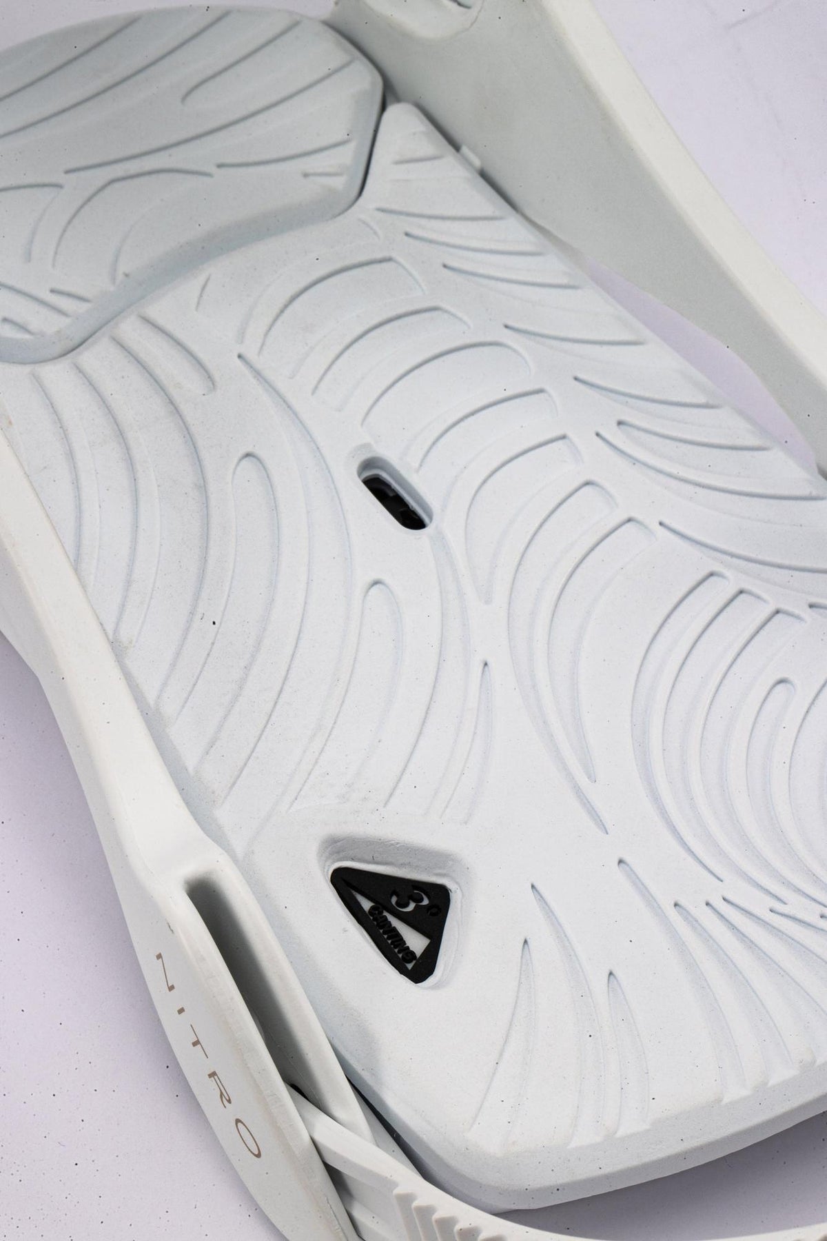 Nitro Cosmic Women Women Snowboard Bindings 2027 – White – Detailansicht 15