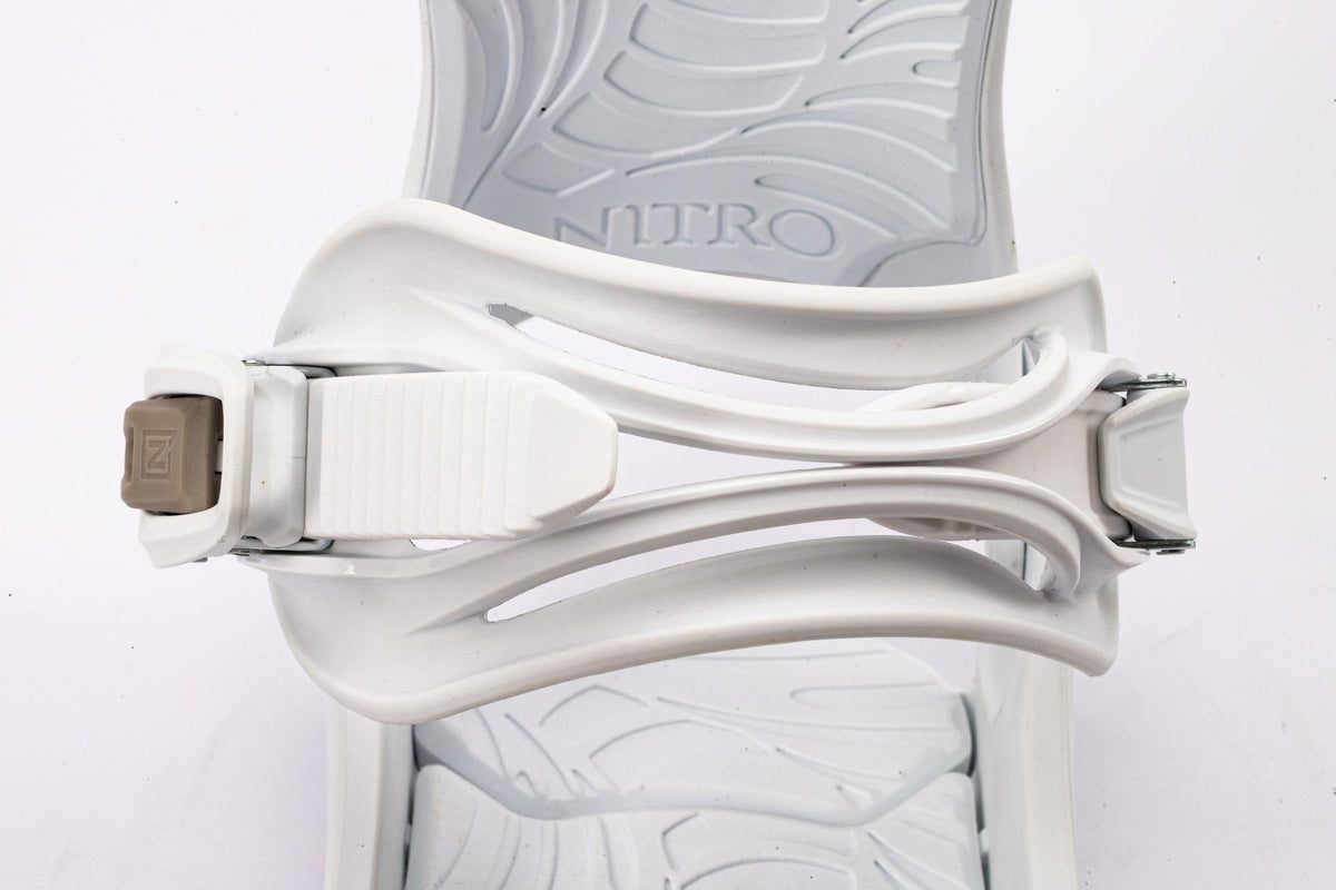 Nitro Cosmic Women Women Snowboard Bindings 2027 – White – Detailansicht 11
