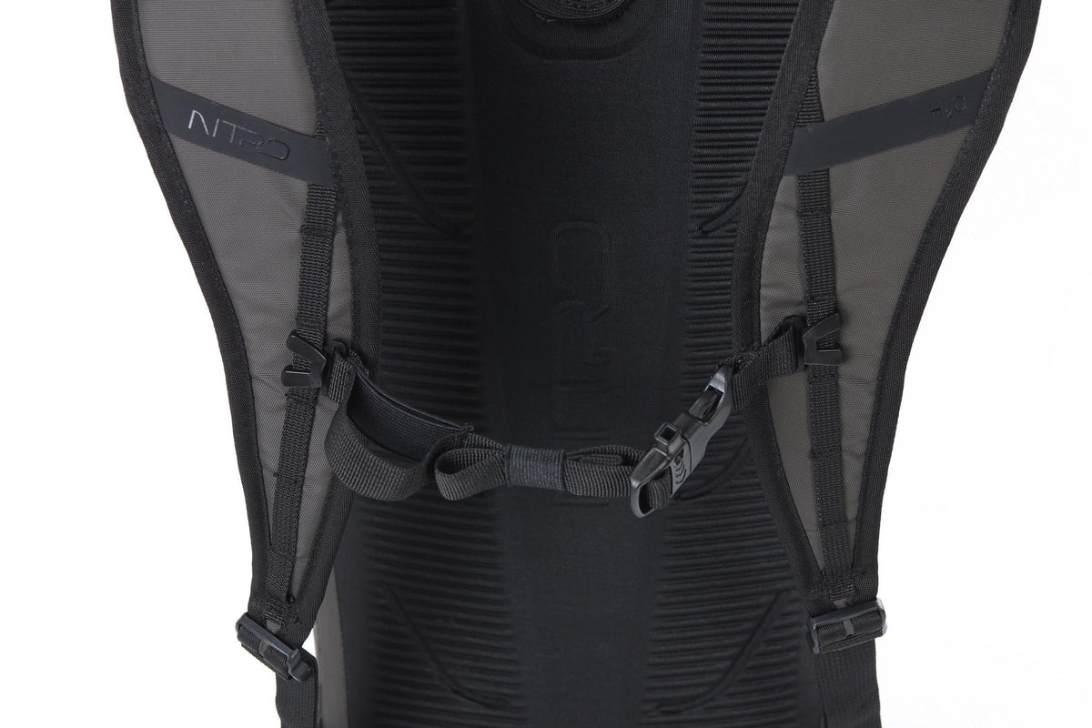 Nitro Rover 14 Pack 14L Snowboard-/Tourenrucksack – Raven – Detailansicht 2