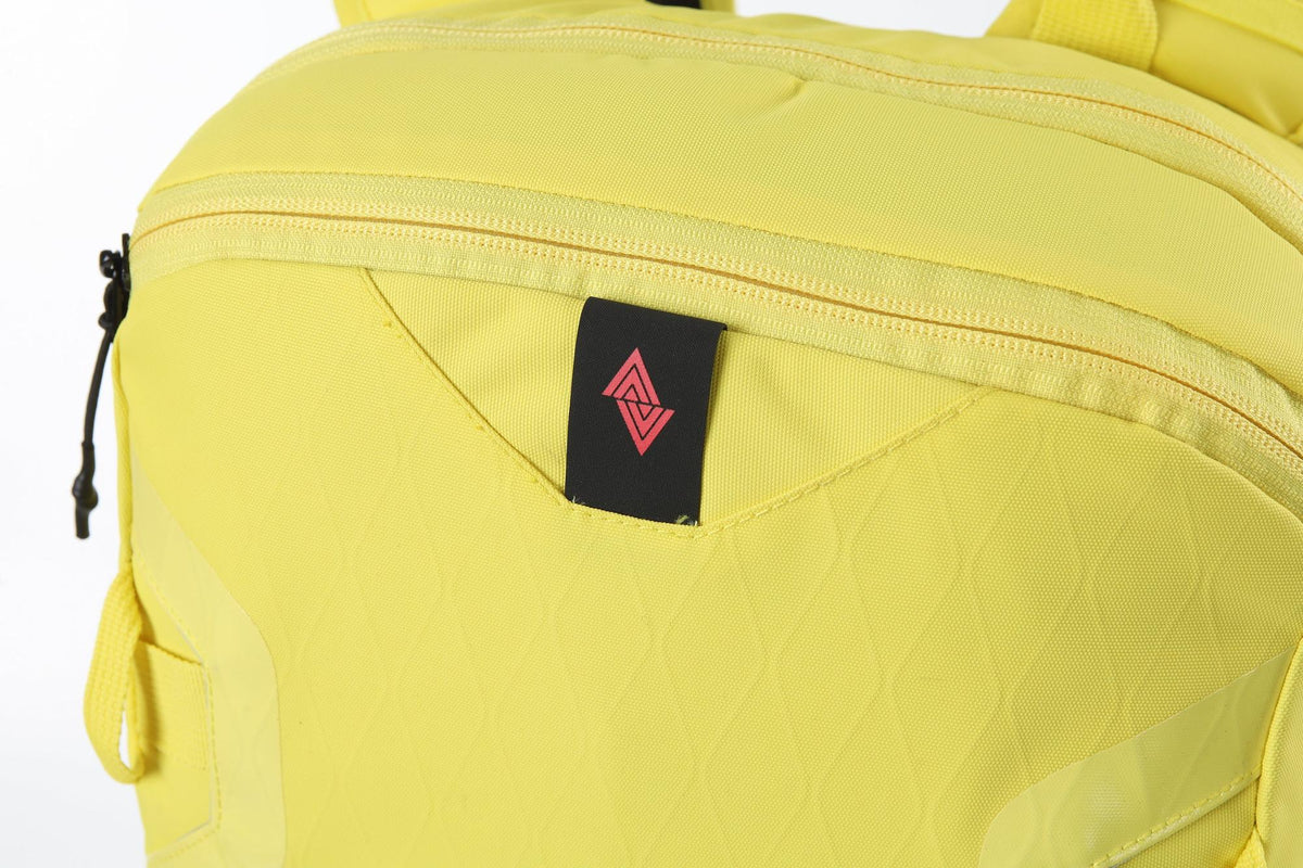 Nitro Rover 14 Pack 14L Snowboard-/Tourenrucksack – Illuminating – Detailansicht 7