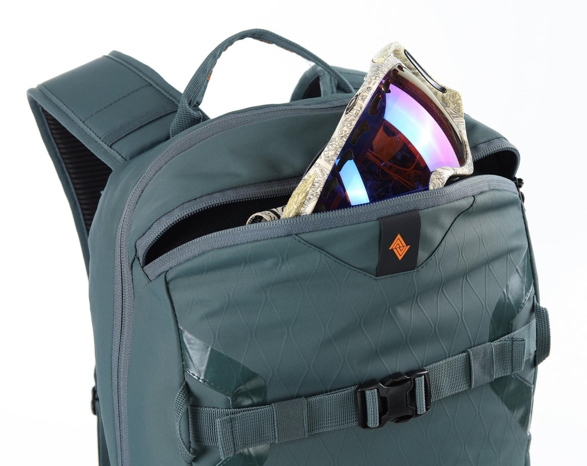 Nitro Rover 22 Pack 22L Snowboard-/Tourenrucksack – Jungle Green – Detailansicht 12