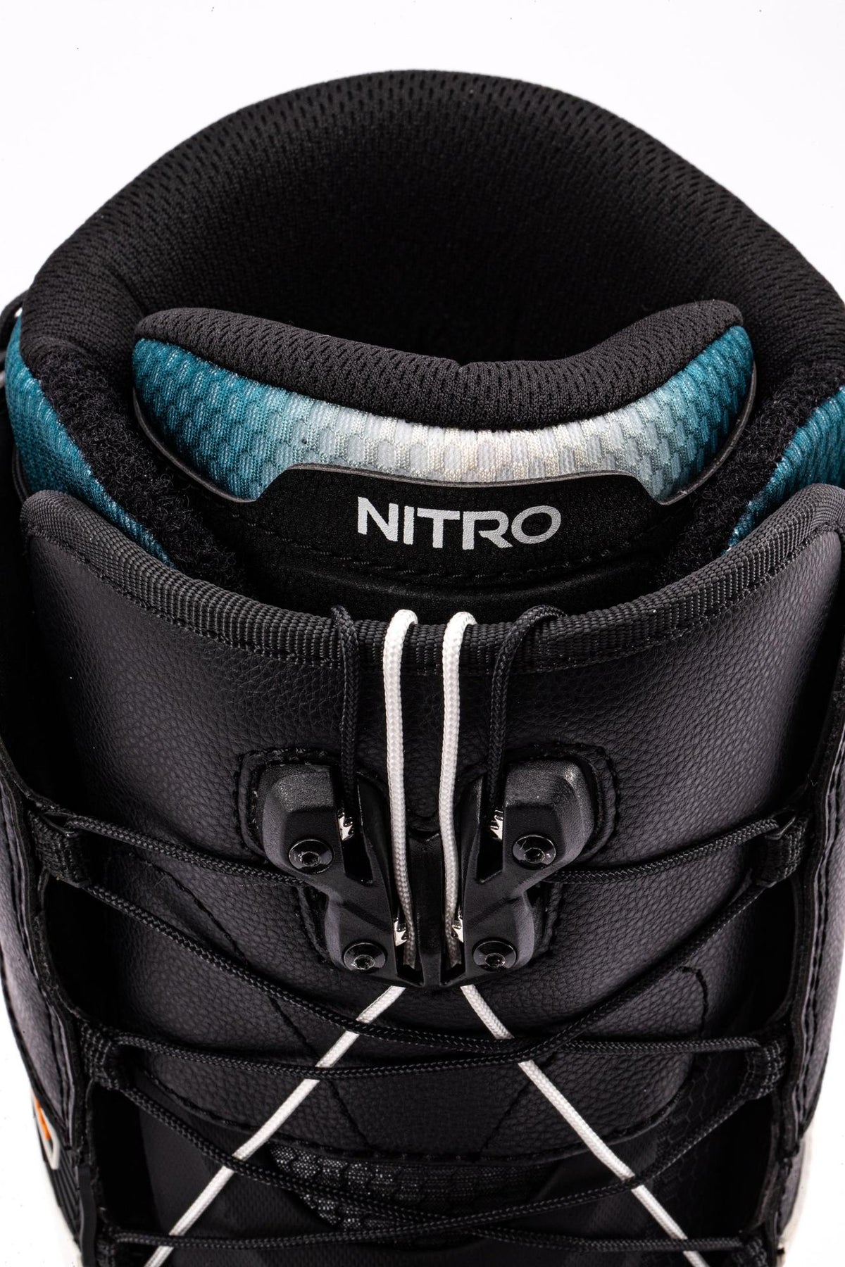 Nitro Team Step On TLS Men Snowboard Boots 2027 – White-Black – Detailansicht