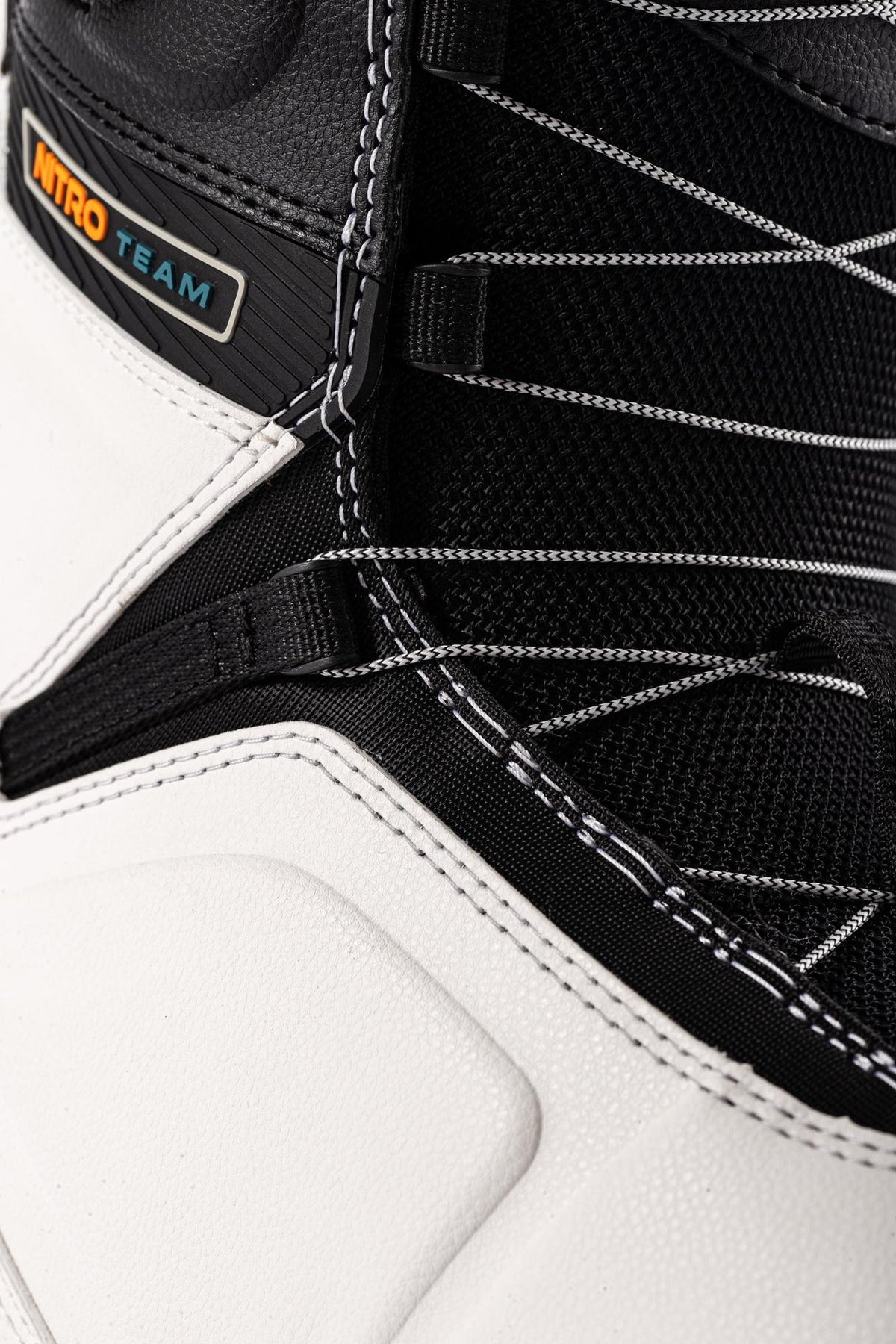 Nitro Team BOA Men Snowboard Boots 2027 – White-Black – Detailansicht