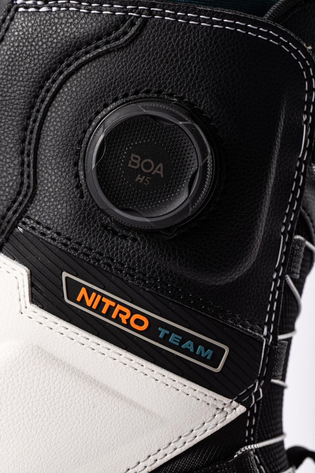 Nitro Team BOA Men Snowboard Boots 2027 – White-Black – Detailansicht