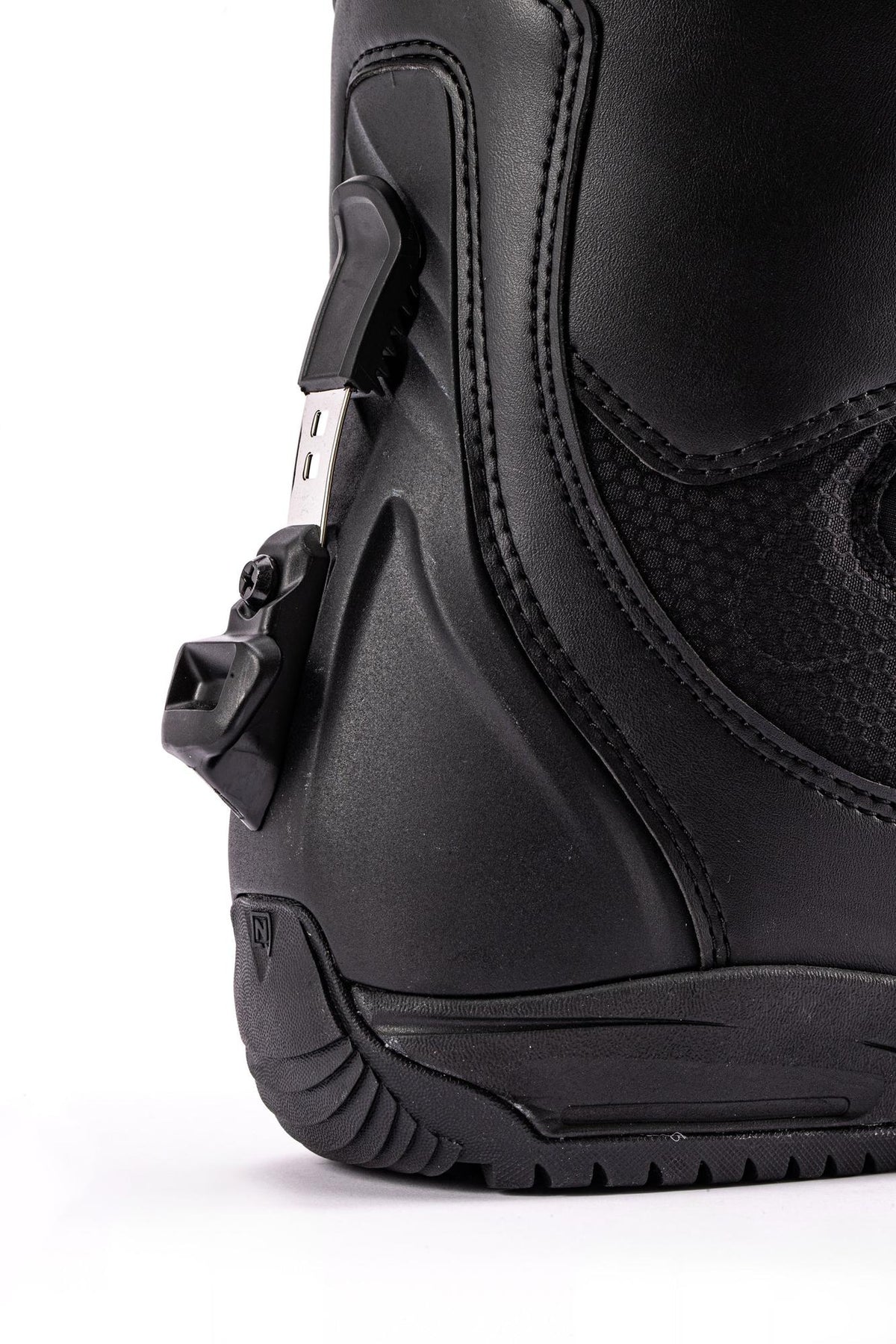 Nitro Fate Step On TLS Women Snowboard Boots 2027 – Black – Detailansicht