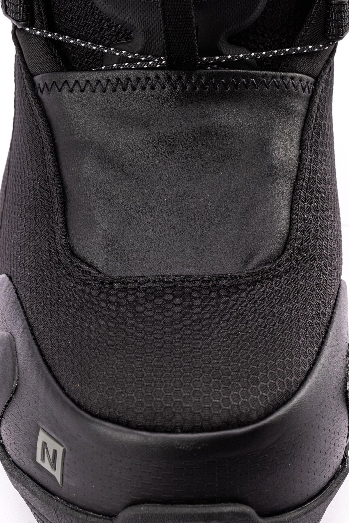 Nitro Fate Step On TLS Women Snowboard Boots 2027 – Black – Detailansicht