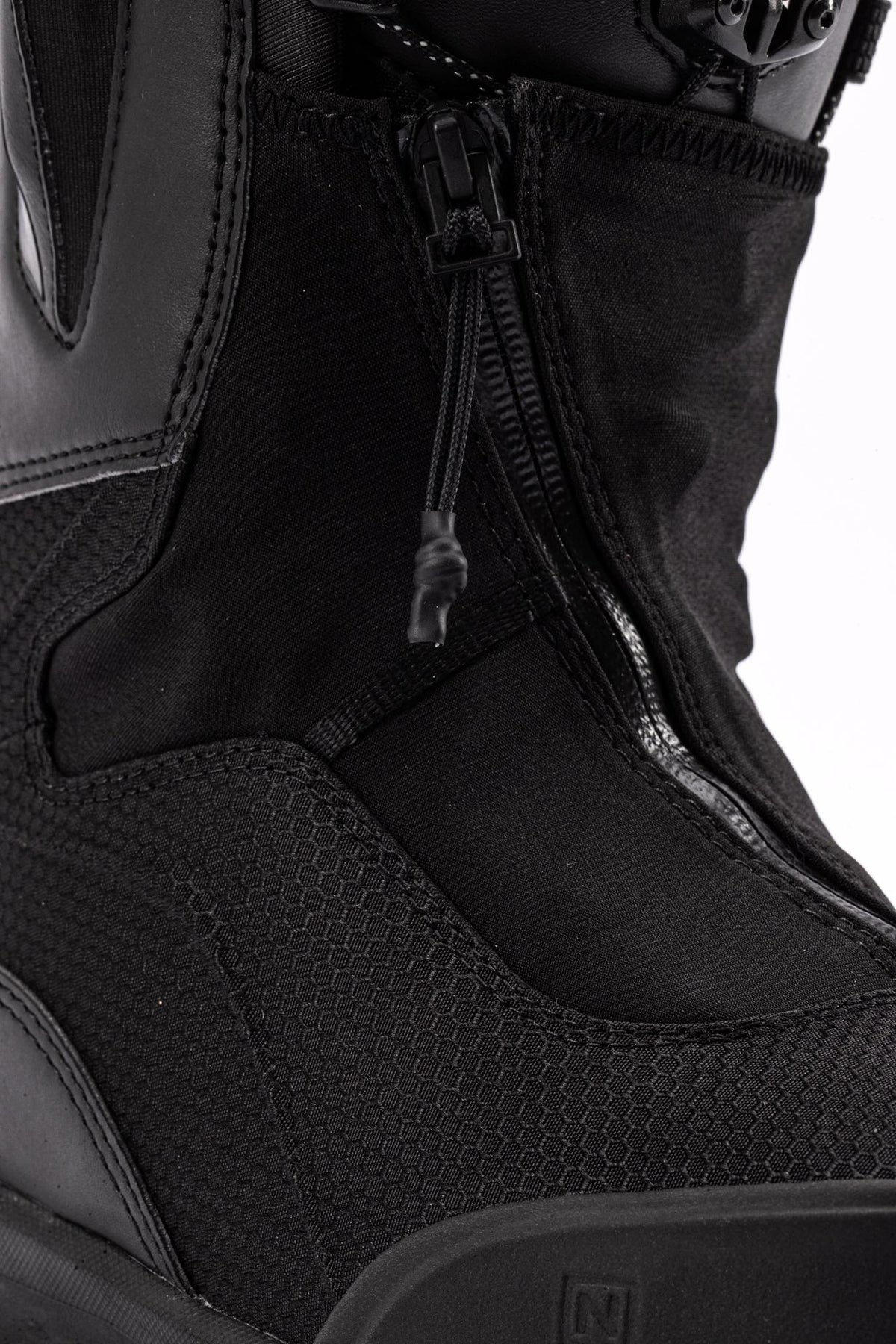 Nitro Fate TLS Women Snowboard Boots 2027 – Black – Detailansicht