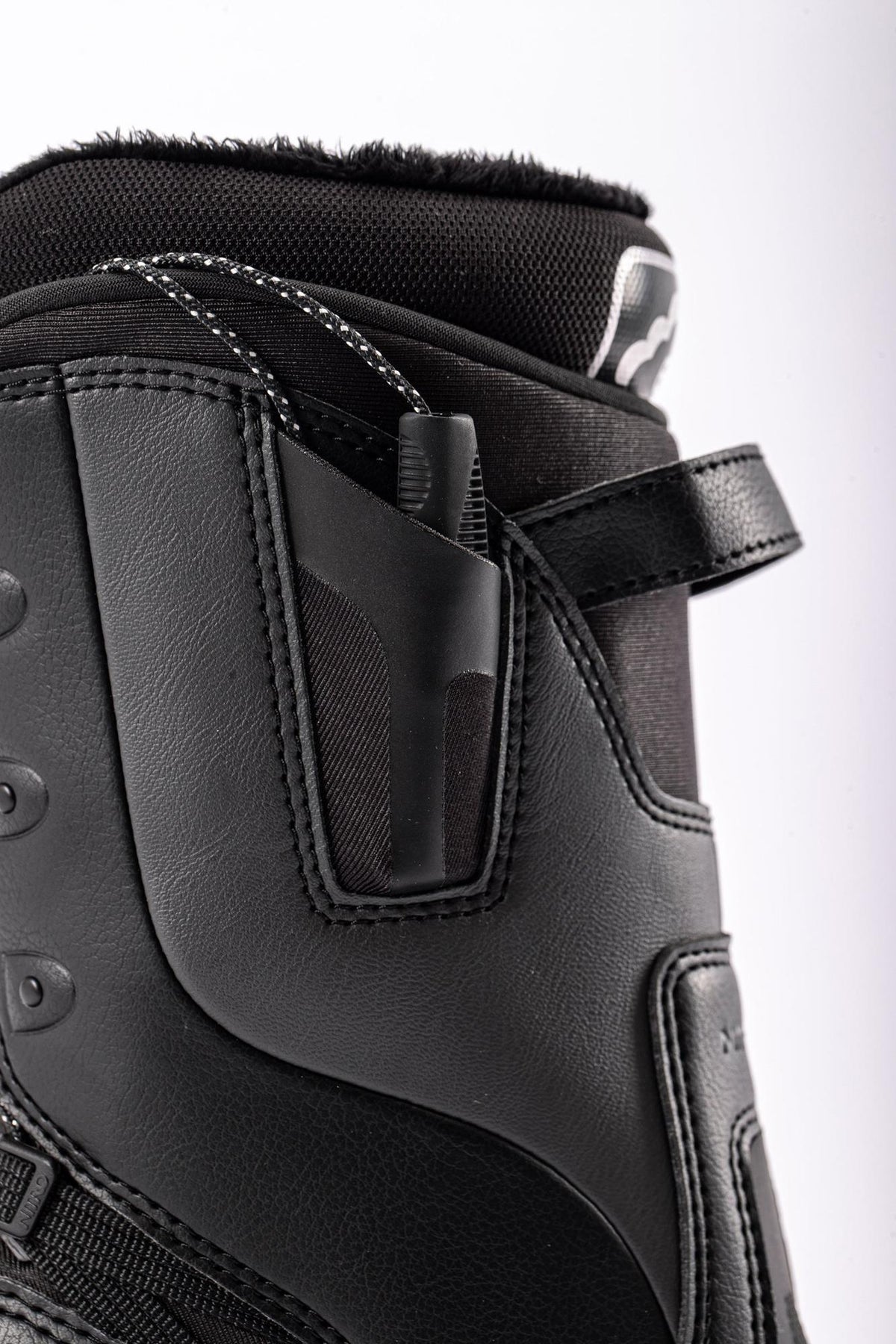 Nitro Crown TLS Women Snowboard Boots 2027 – Black – Detailansicht