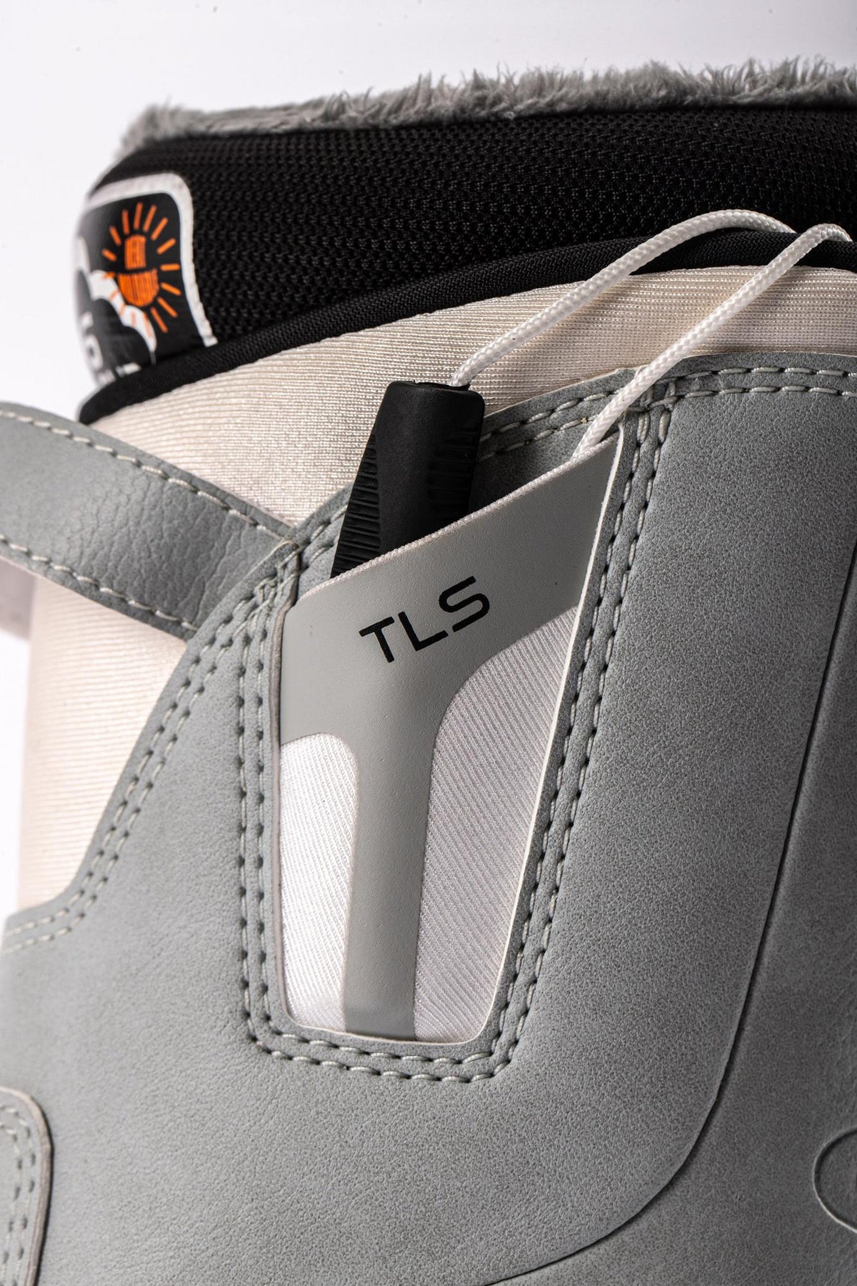 Nitro Crown TLS Women Snowboard Boots 2027 – Light Grey – Detailansicht