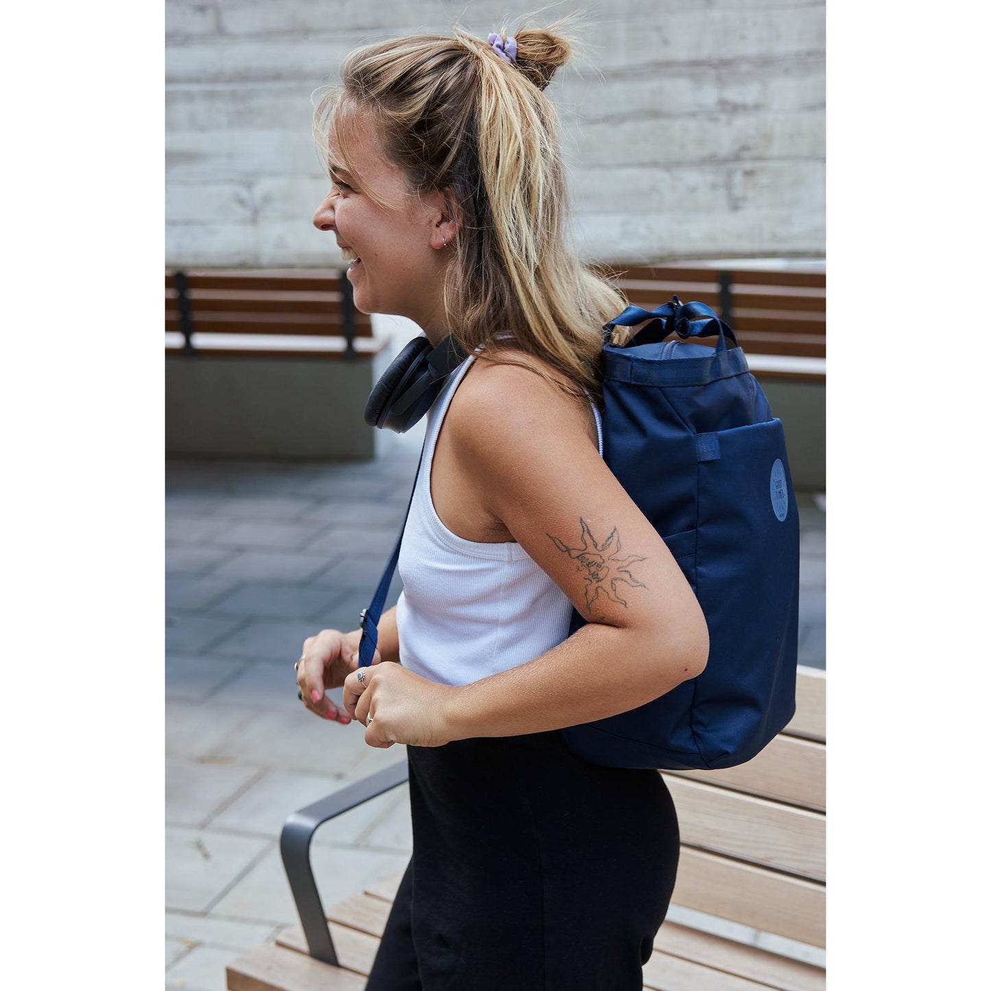 Nitro Mojo 16L Rucksack Tasche Black Rose
