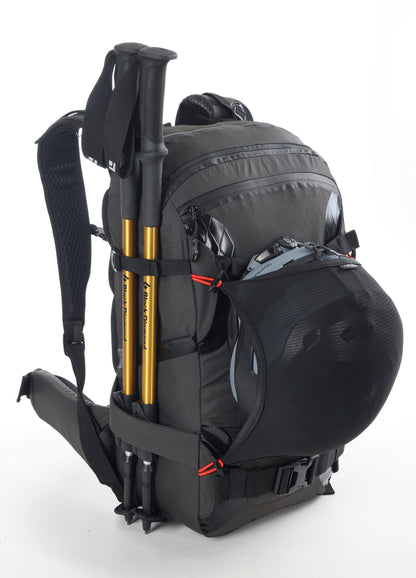 Nitro Slash 25 Pro Rucksack für Touren- Snowboarder RAVEN