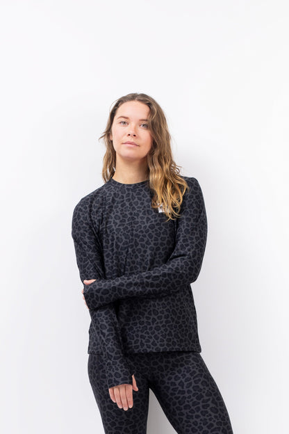Eivy Versa Loose Fit Top Damen-Baselayer 2027 – Black Leopard – Detailansicht 2