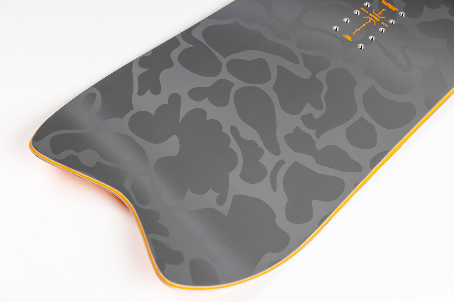 Nitro DINGHY Snowboard Mens 2026 Freeride All-Mountain Board für Herren