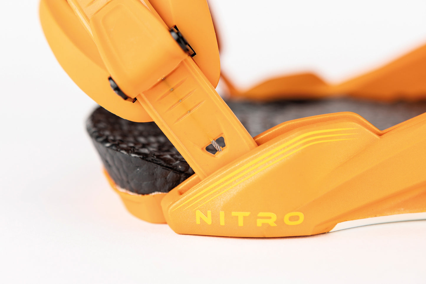 Nitro PHANTOM Snowboard Bindung ORANGE FADE Winter 2026