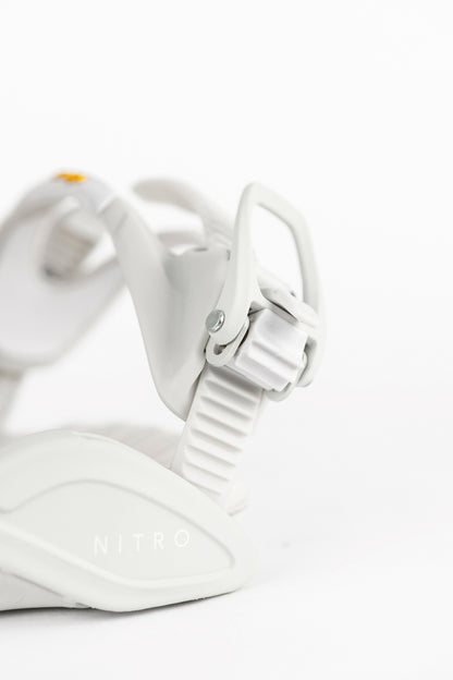 Nitro FATE Damen Snowboard Bindung OFF WHITE 2026 All-Mountain-Snowboardbindung