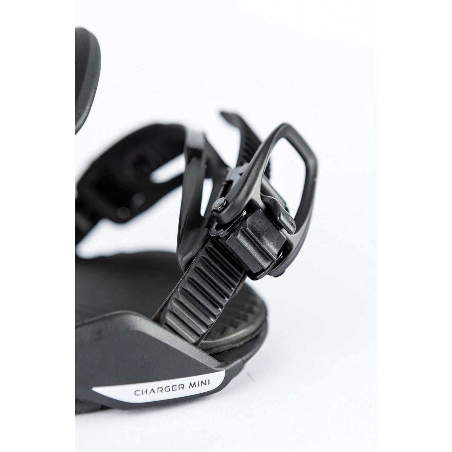 Nitro Kinder Snowboardbindung Charger Mini Youth 2026 ULTRA BLACK Größeneinteilung: S= 33,5-38