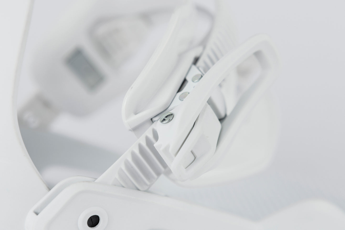 NITRO KIDS CHARGER Snowboard-Bindung MICRO / MINI / MEDIUM 2026  WHITE