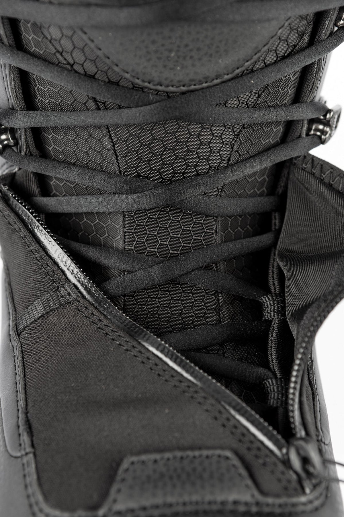 Nitro Venture Pro TLS Wide Men Snowboard Boots 2026 – Black – Detailansicht