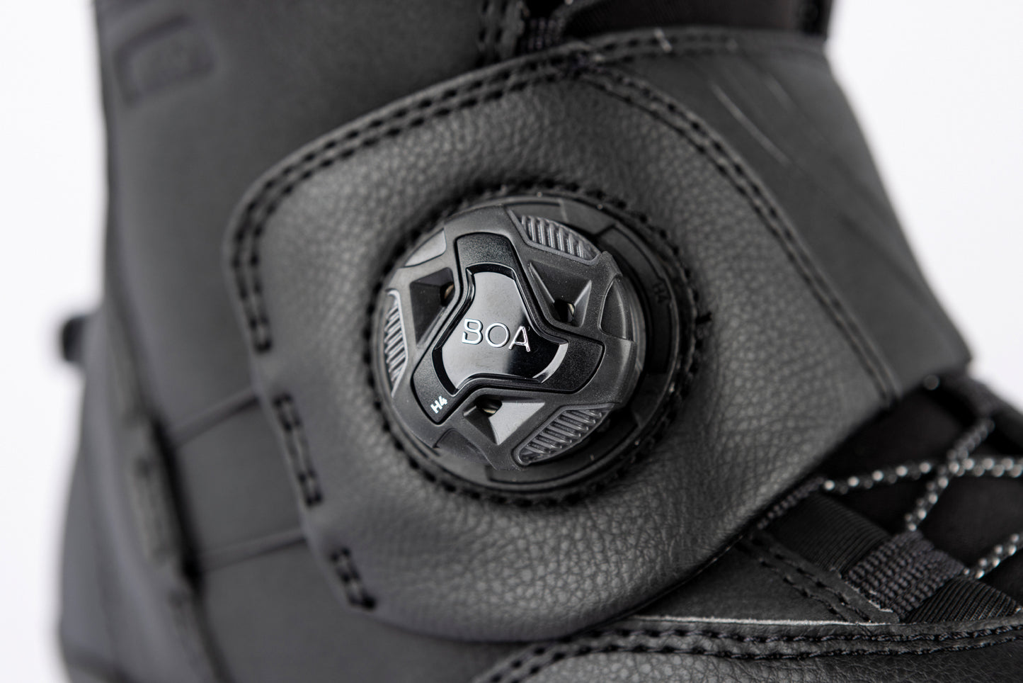 Nitro CAVE STEP ON TLS BOOT´ Damen Snowboard Boots BLACK All-Mountain 2026