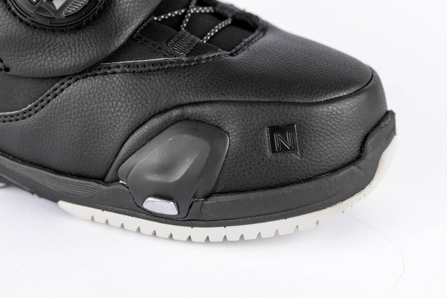 Nitro CAVE STEP ON TLS BOOT´ Damen Snowboard Boots BLACK All-Mountain 2026