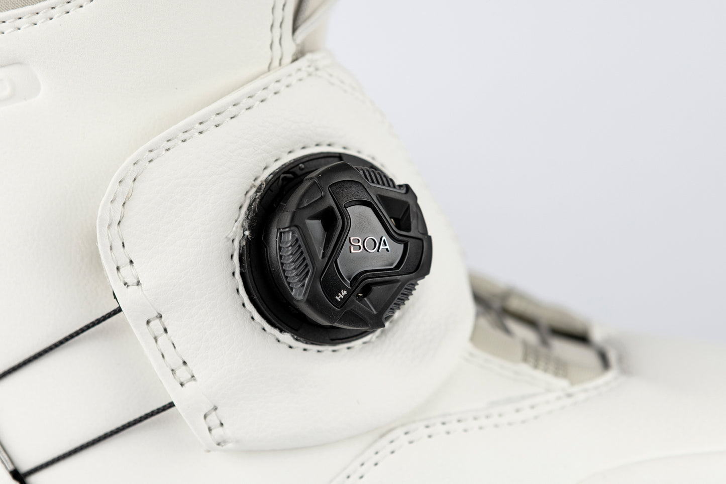 Nitro CAVE TLS STEP ON BOOT´ Damen Snowboard Boots WHITE All-Mountain 2026