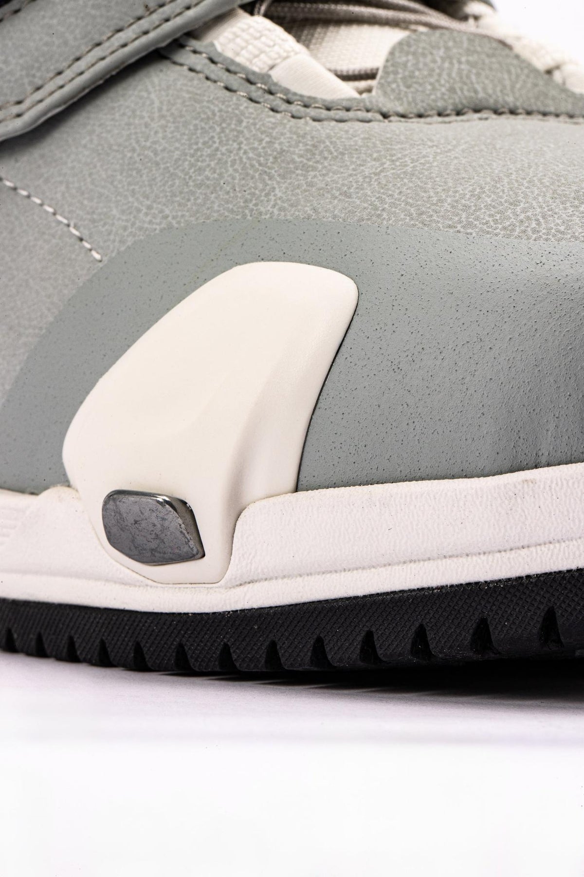 Nitro Monarch Step On TLS Women Snowboard Boots 2027 – Light Grey – Detailansicht