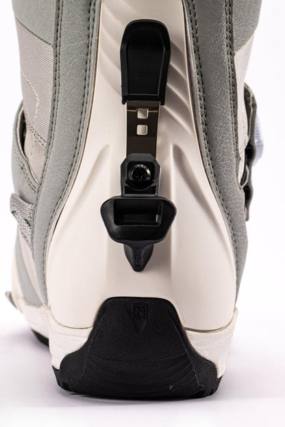 Nitro Monarch Step On TLS Women Snowboard Boots 2027 – Light Grey – Detailansicht