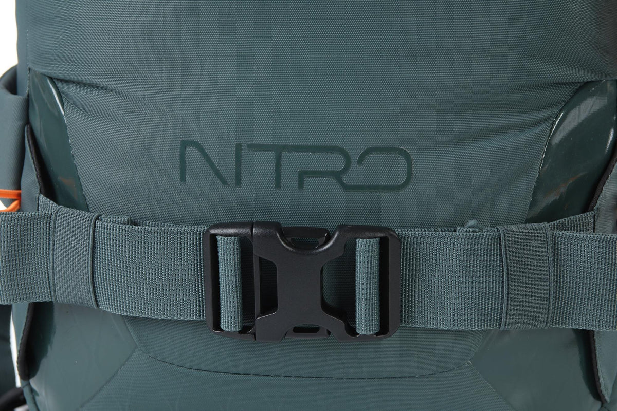 Nitro Slash 25 Pro 25L Snowboard-/Tourenrucksack – Jungle Green – Detailansicht 3
