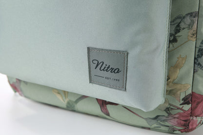Nitro Urban Plus 28L Rucksack mit 15 Zoll Laptopfach Dead Flower